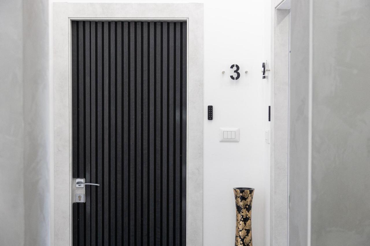 Kosmo Rome Luxury Hotel Exterior photo